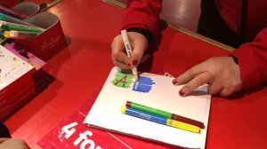 Хемлис самый старый магазин игрушек в мире Hamleys Лондон