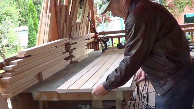 Монтаж полков в парилке . Часть 1 . смотреть онлайн