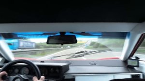 Riding 280km/h in a Lamborghini Countach