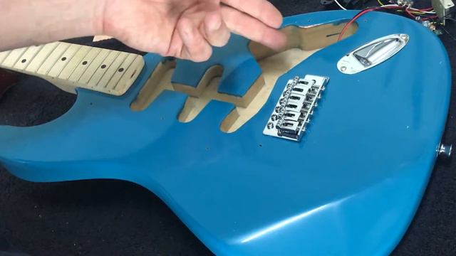 Copper Shielding Kit Guitar Pickup (Version 2 with better audio 😁) смотреть онлайн