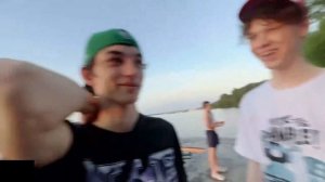 ХАЗЯЕВА НА ОЗЕРЕ!!! ПРЫГНУЛ НА ВЕЛОСИПЕДЕ В РЕЧКУ!!! ПАРАДЕЕВИЧ КОРЕШ ПЛОХОЙ ПАРЕНЬ ДИЛ БЛИН