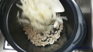 Жареный папоротник с куриной грудкой по-корейски! Рецепт КОСАРИ-ЧА!