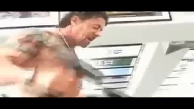Сильвестр Сталлоне тренировка в  62 года .mpg