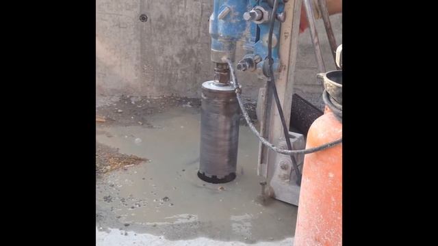 Оказываем услуги по алмазному бурению отверстий в бетоне. смотреть онлайн