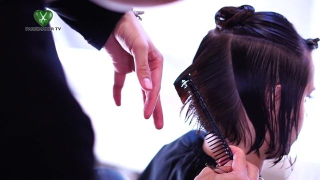 КОМБИНАЦИЯ ТРЕУГОЛЬНЫХ СЛОЕВ И ТРЕУГОЛЬНОЙ ГРАДУИРОВКИ. ПАВЕЛ КЕКЛИС. ПАРИКМАХЕР ТВ смотреть онлайн