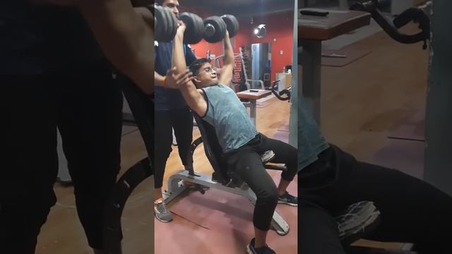 60 KG Shoulder Press Workout смотреть онлайн