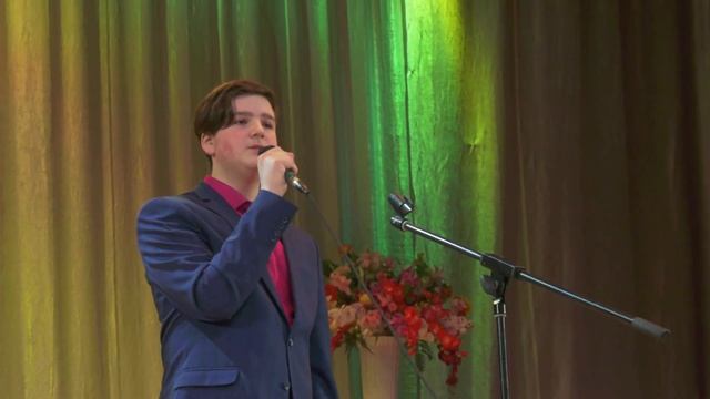 Презентация детской книги-раскраски "Мир так хорош!" на стихи Ивановского поэта Михаила Сизова смотреть онлайн