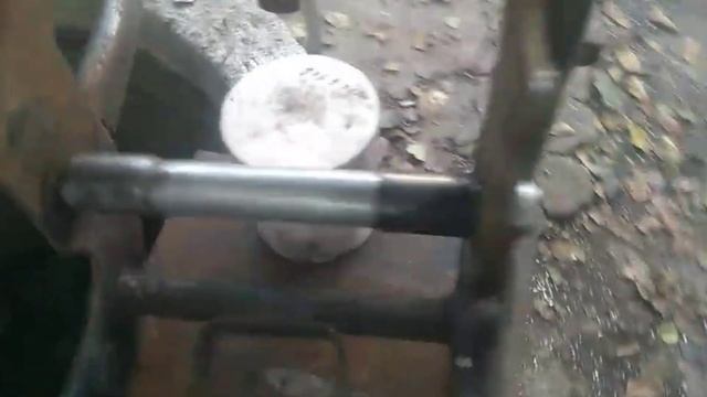 Маятник чезет/CEZET 472.6 на Яву 634/638. Правильный подход и рихтовка рамы JAWA 634 ПО-УКРАИНСКИ!! смотреть онлайн