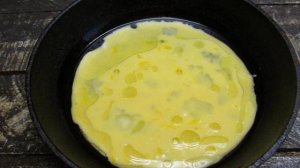 Омлет в лаваше с сыром и ветчиной