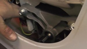 Меняем барабан у стиральной машины INDESIT WISN82