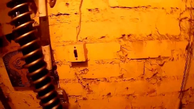 Замена сальников, пыльников и масла в вилке IRBIS TTR125 смотреть онлайн