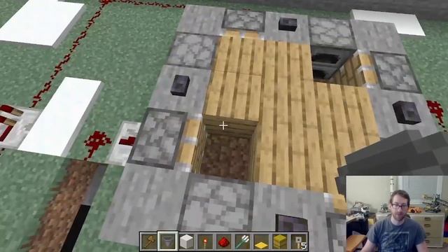 Minecraft Escape Room - Secret Redstone and Rotating Bookshelves смотреть онлайн