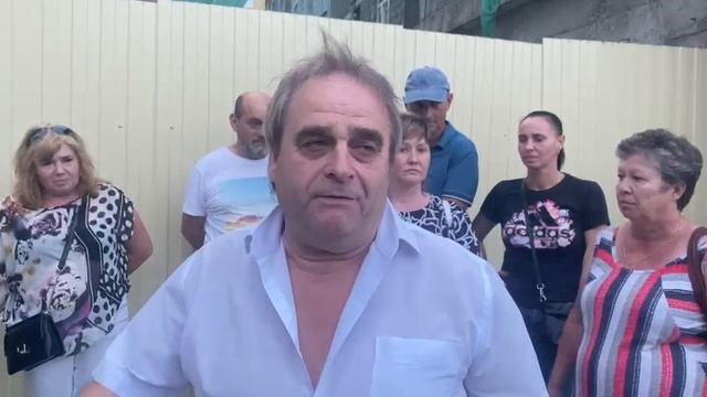 Почему народ крайний?!