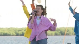 Вокальная студия "INTRADA" - Паруса (Выступление на День города. Архангельск)