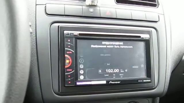 Камера заднего вида на Volkswagen Polo Sedan смотреть онлайн