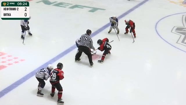 ХК "Нефтяник" (г. Альметьевск) - ХК "Вятка" (г. Киров) смотреть онлайн