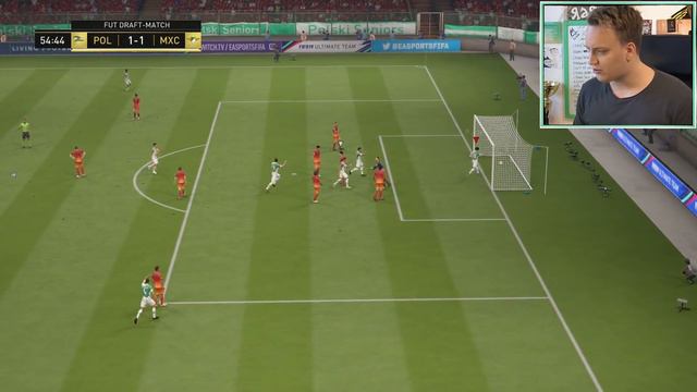 "PACKAR EN FUTURE STAR?!" | FUT HJULET FUT DRAFT #2 | FIFA 19 смотреть онлайн