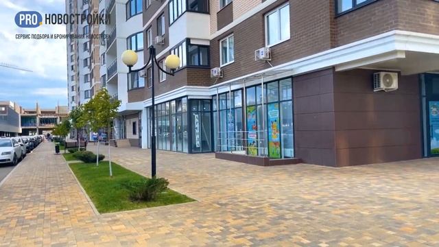 Срочное предложение! 2 к.кв 60,9 кв.м с кухней гостиной в мкр. Россинского рядом со школой.
