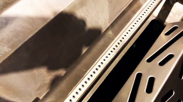 Видеообзор. Газовый гриль Weber Genesis II смотреть онлайн