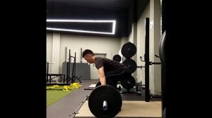 Fitness Tip - Snatch-grip deficit deadlift