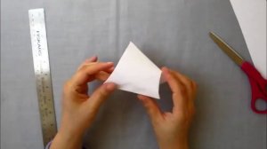 Как сложить бумажный стаканчик