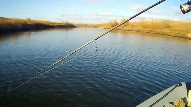 Ноябрьская щука на джиг и воблеры.Savage угорь рулит... смотреть онлайн