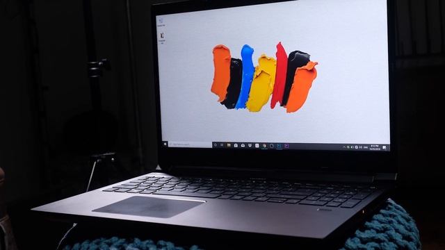 Best Selling Video Editing Laptop of the Year Acer Predator Helios 300 смотреть онлайн