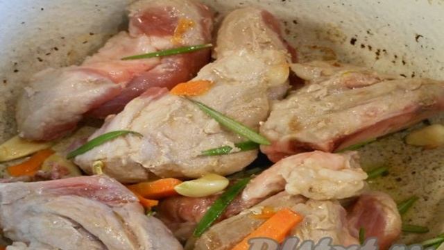 Ребрышки в пряном соевом соусе