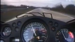 Мотоцикл Топливо Расход Разгон 300 км/ч