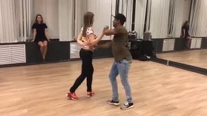 Сальса (сетента по дебахо компликадо)