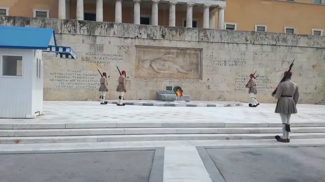 Афины. Октябрь 2018. Смена караула смотреть онлайн