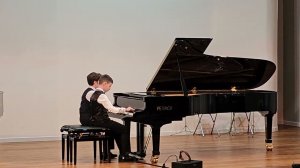 Г.В. Свиридов "Военный марш", исп. Безгубов Р. и Курасов Н.