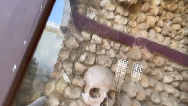 #Капелла Осош #Храм из костей Capela dos Ossos #Золотая церковь ду Карму в Фаро-Португалия смотреть онлайн