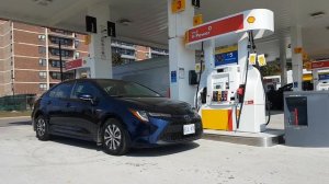 2022 Toyota Corolla HYBRID - Fuel Economy MPG Review + Fill Up Costs