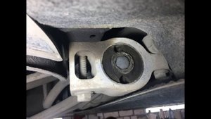 20. Замена масла в муфте haldex Audi Q3 2.0 TFSI 170 л.с. 2014г