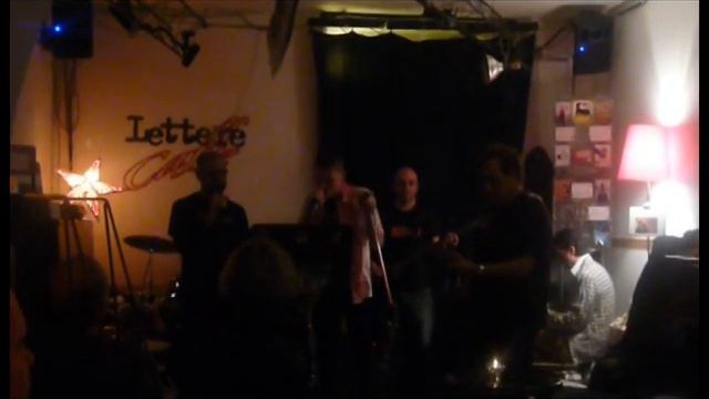 The Sentinels - L'orologio - Live Lettere Caffè Roma 17-2-2011