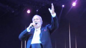 Филипп и Бедрос  Киркоровы  Guarda che luna Шоу Я Болгария София 25 09 2017 год