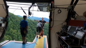 Сочи - Скайпарк | BUNGY 207 SKYPARK - 3 ПРЫЖКА В ПРОПАСТЬ | Подвесной мост над Ахштырским ущельем