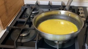 Яичница Скрэмбл. Яичница-болтунья. Традиции вкусного и полезного завтрака.