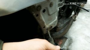 Как снять переднее крыло на АУДИ А-4 В5 рестайлинг.