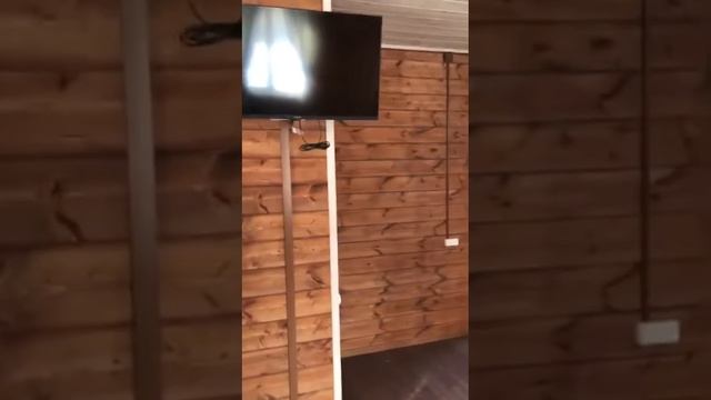 Дом с размещением 8 человек , 4 спальни.