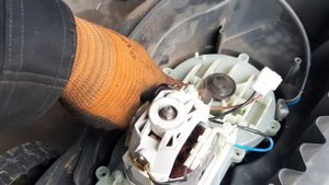 GARDENA PowerMax 32E задымила и нет вращения ножа.