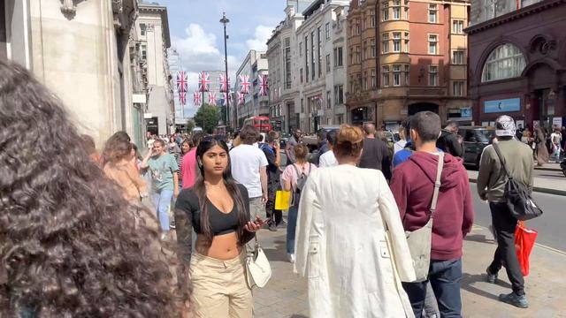 England, London City Summer Walking Tour | 4K HDR Virtual Walking Tour around the City смотреть онлайн