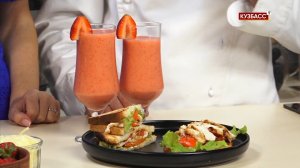 Готовим с Дикраном. Сэндвич с цыпленком и смузи