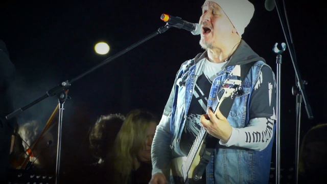 Алексей Белов (ex. Парк Горького) - Tell me why (Липецк, Зеленый остров, 30.09.2023 г.) смотреть онлайн