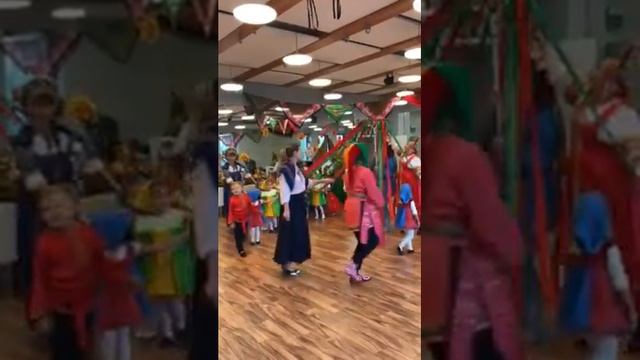 Знакомство с народными промыслами - Средняя группа смотреть онлайн