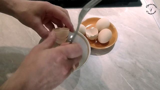 СМАЧНА ЗАКУСКА з вафельних коржів. КАРТОПЛЯНИЙ РУЛЕТ з СОСИСКОЮ. Просто і смачно