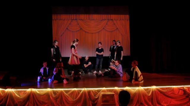 ОСЕНЬ, 2019 :: Модульные каникулы / Спектакль «Творческого направления» - «Во сне и наяву» смотреть онлайн