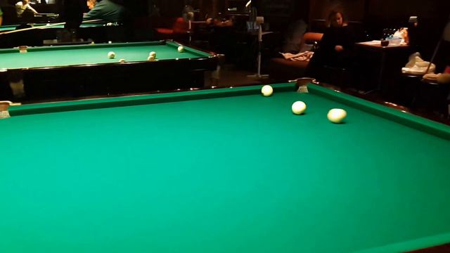 Чужой шар в угол в исполнении Алексея смотреть онлайн