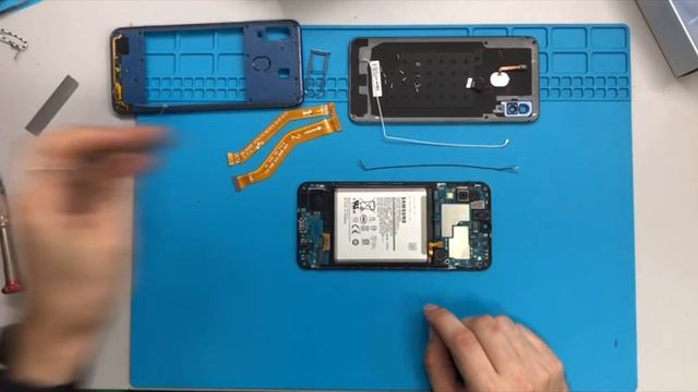 Разборка Samsung Galaxy A30 SM-A305F / Samsung Galaxy A30 Teardown смотреть онлайн